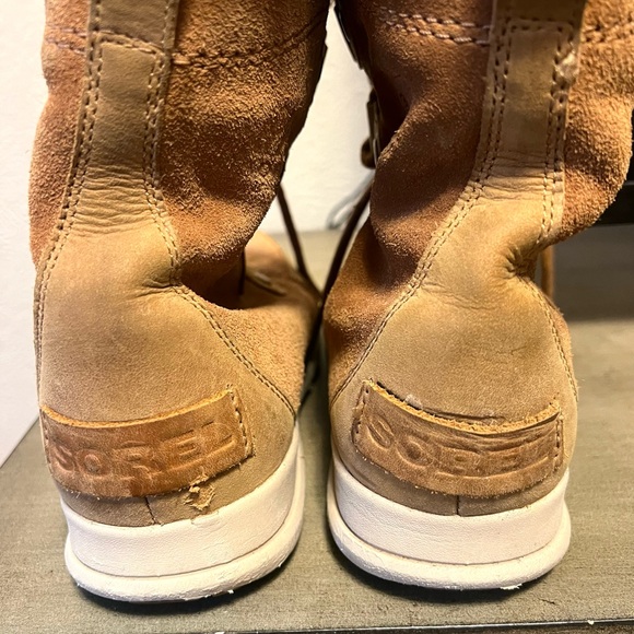 Sorel Suede, Lace UpFur-Lined Boots-Size 7-1/2 - Picture 5 of 8